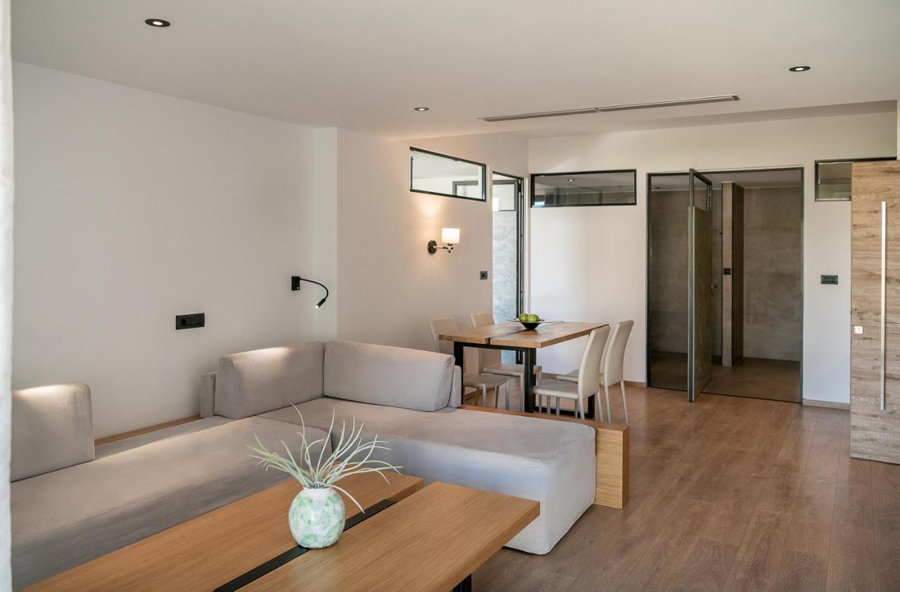 Icarus Hotel Kalamaki Dış mekan fotoğraf