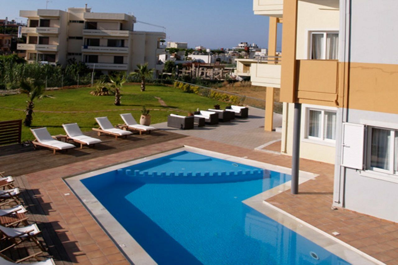 Icarus Hotel Kalamaki Dış mekan fotoğraf